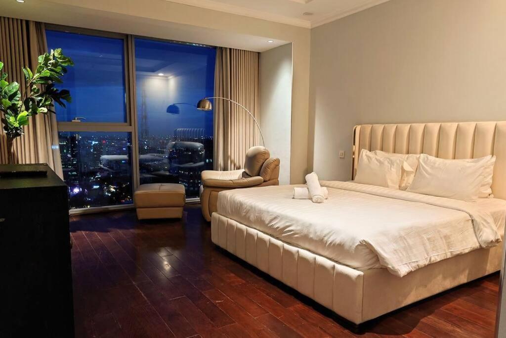 The Rixx Breathtaking View@vincom D1/pool/netflix *
