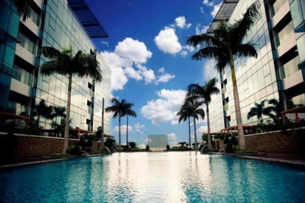 Apartment The Rixx Breathtaking View@vincom D1/pool/netflix